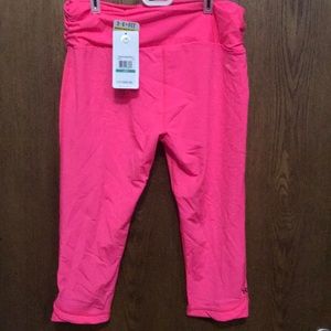 Under armour capris new With Tags!